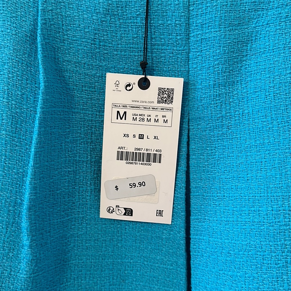 Zara Textured mini skirt “sky blue” size M - Picture 2 of 3